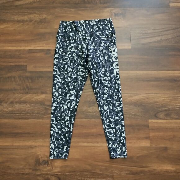 SoulCycle High Waisted Leopard Camo Leggings Size medium - Picture 1 of 2